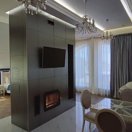 Gosudar Hotel Kropyvnytsky Extérieur photo