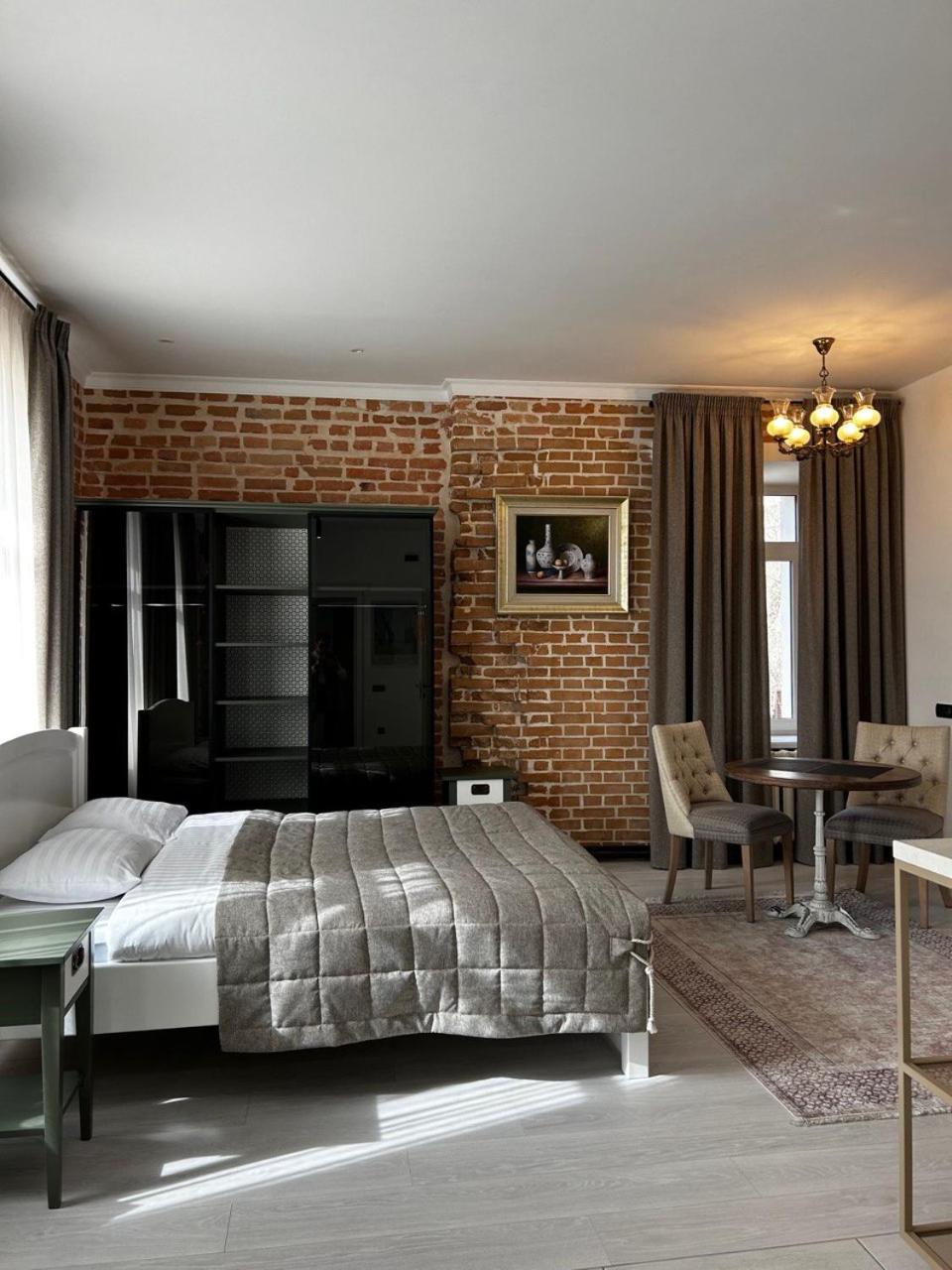 Gosudar Hotel Kropyvnytsky Extérieur photo