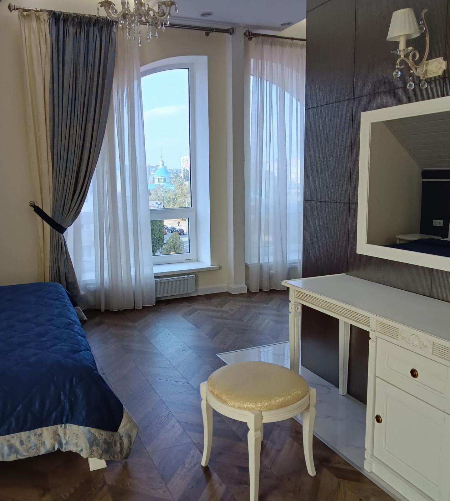 Gosudar Hotel Kropyvnytsky Extérieur photo